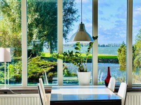 Vadstena Folkhögskola Vandrarhem in Vadstena